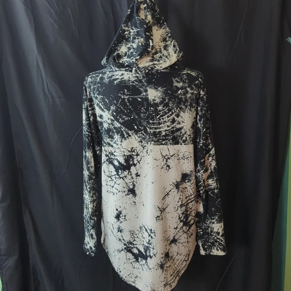 Lularoe Hoodie. Small. EUC - Picture 2 of 7